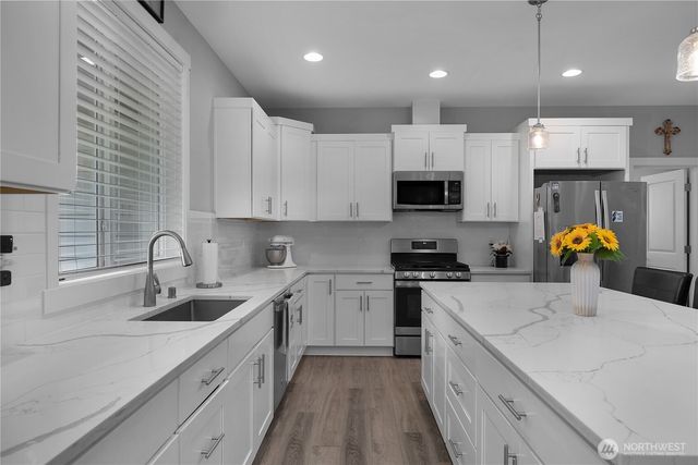 701 Myers Street SE, Rainier, WA 98576