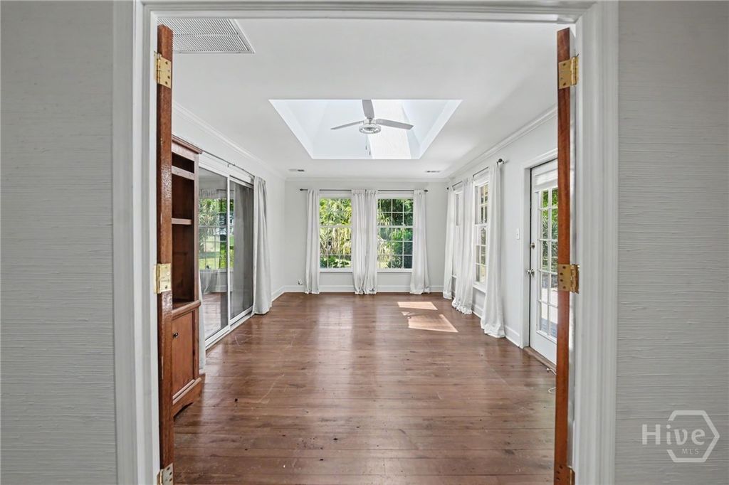 Image 17 of property listing at 31 Magnolia Crossing, Savannah, GA 31411