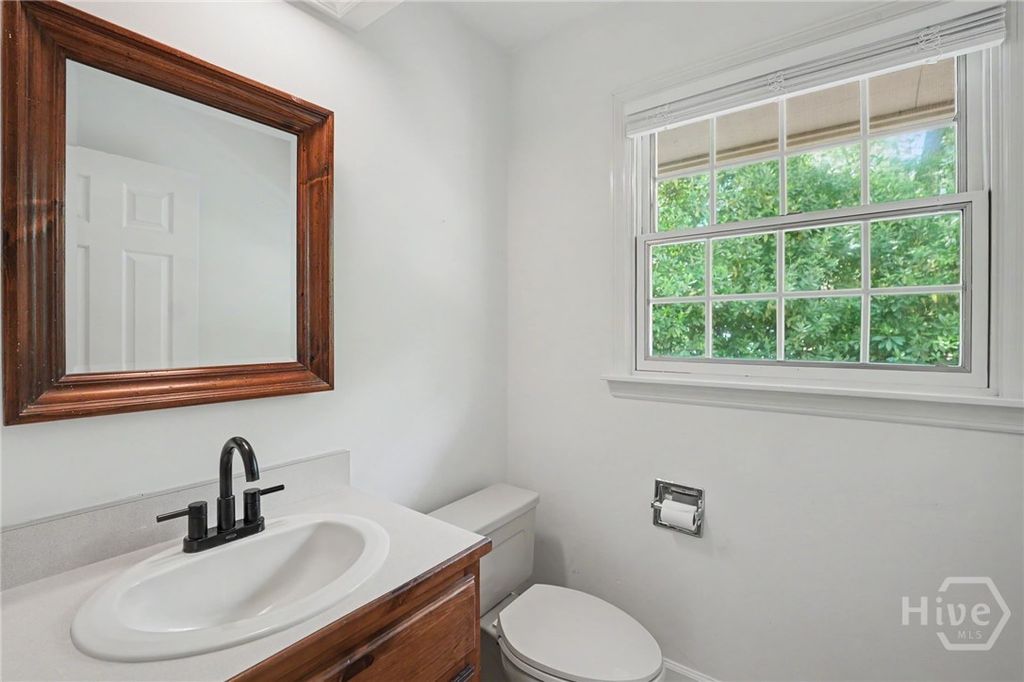 Image 27 of property listing at 31 Magnolia Crossing, Savannah, GA 31411