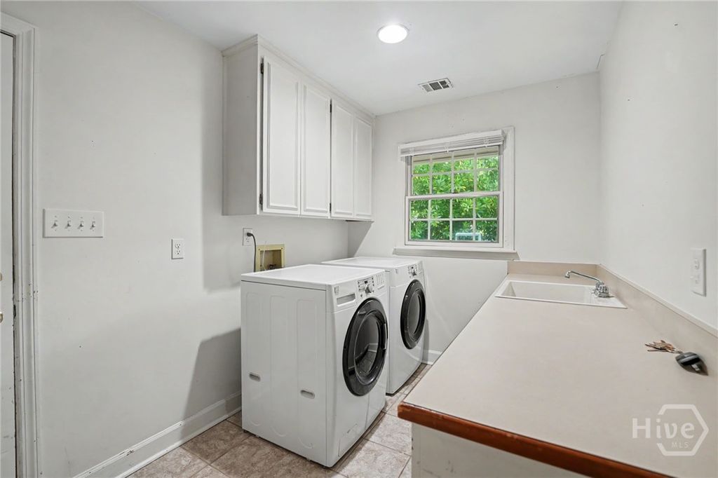 Image 28 of property listing at 31 Magnolia Crossing, Savannah, GA 31411