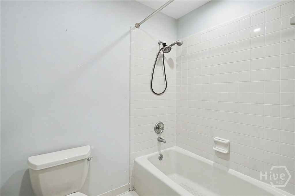 Image 34 of property listing at 31 Magnolia Crossing, Savannah, GA 31411