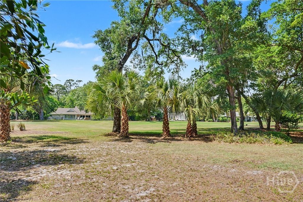 Image 39 of property listing at 31 Magnolia Crossing, Savannah, GA 31411