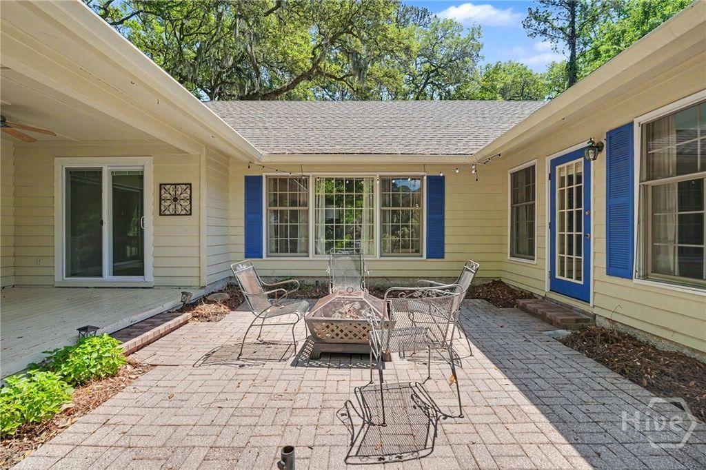 Image 42 of property listing at 31 Magnolia Crossing, Savannah, GA 31411