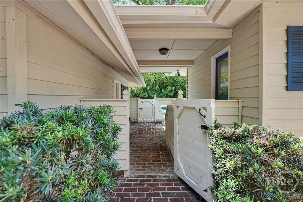 Image 44 of property listing at 31 Magnolia Crossing, Savannah, GA 31411