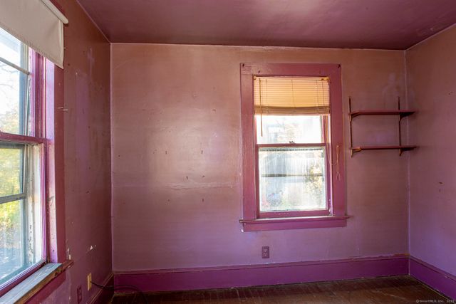 47 Meiklem Street, Bristol, CT 06010