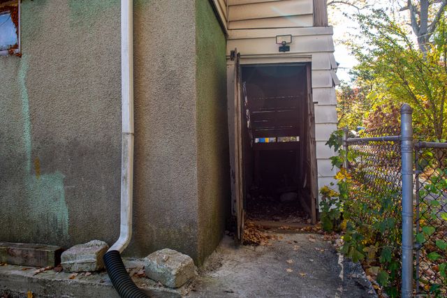 47 Meiklem Street, Bristol, CT 06010