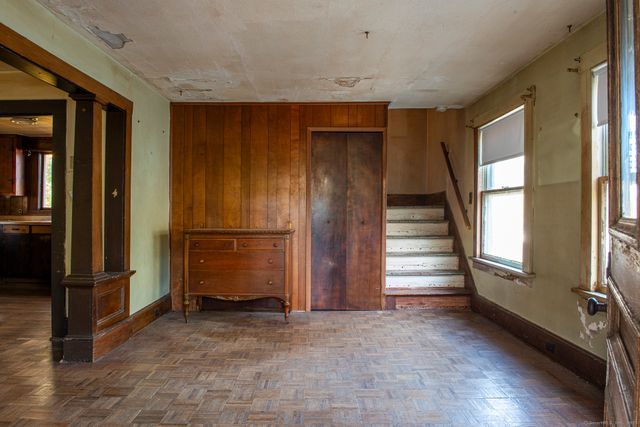 47 Meiklem Street, Bristol, CT 06010