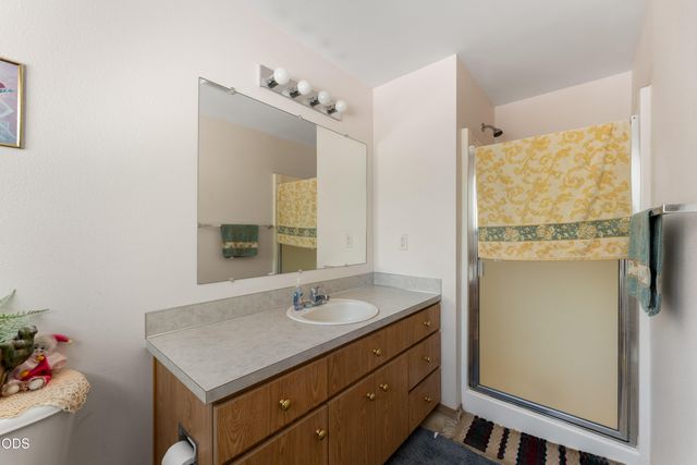 7606 Monument Drive, Grants Pass, OR 97526