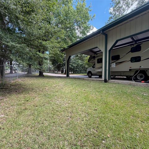 149 S Dove, Livingston, TX 77351