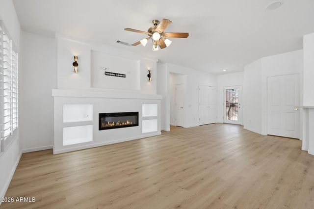 18375 N AVALON Lane, Surprise, AZ 85374