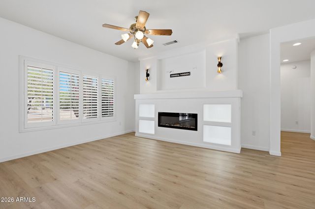 18375 N AVALON Lane, Surprise, AZ 85374