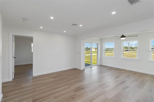 49 BOUNDARY BOULEVARD B, Rotonda West, FL 33947