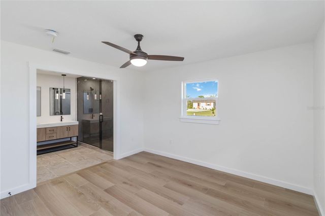 49 BOUNDARY BOULEVARD B, Rotonda West, FL 33947