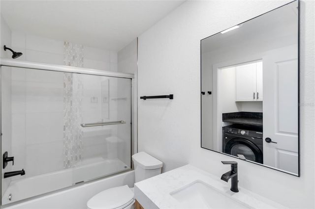 49 BOUNDARY BOULEVARD B, Rotonda West, FL 33947