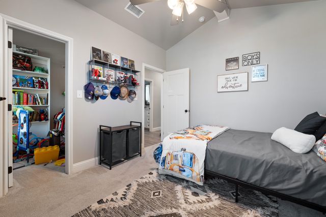 1306 Chaucer Lane, Wolfforth, TX 79382