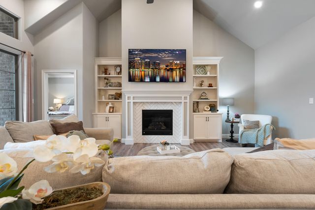 1306 Chaucer Lane, Wolfforth, TX 79382