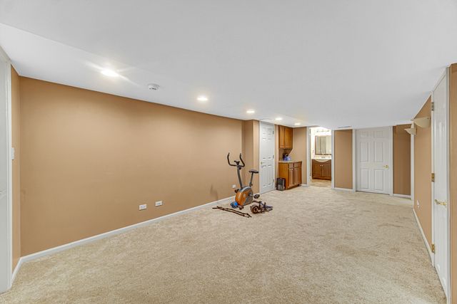 3818 Russett Lane, Northbrook, IL 60062