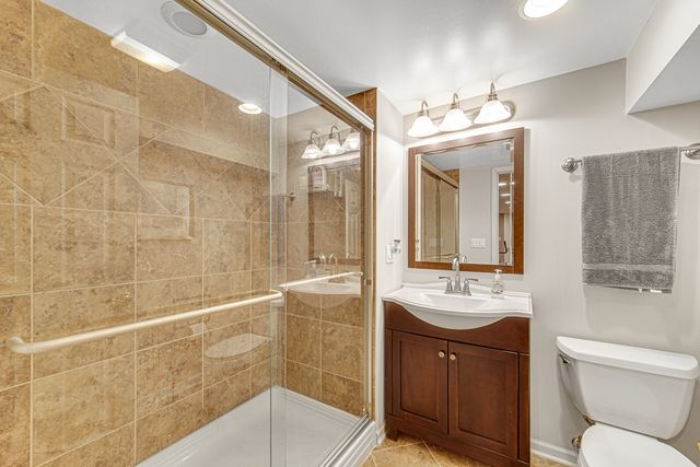 3818 Russett Lane, Northbrook, IL 60062