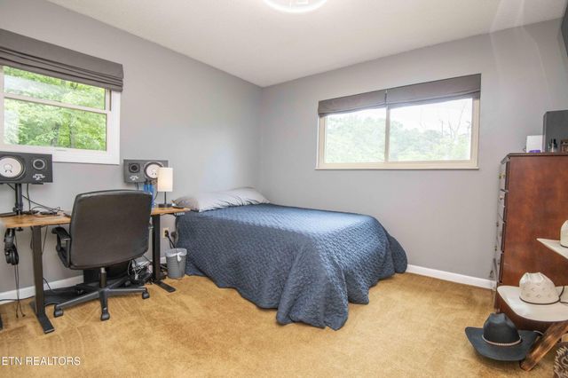 181 Little Johnson Valley Rd, Kingston, TN 37763