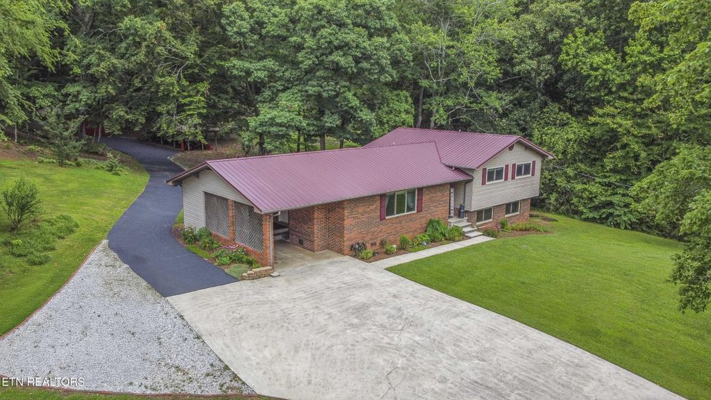 181 Little Johnson Valley Rd, Kingston, TN 37763