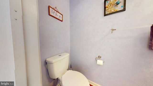 1033 GLEN MANOR DR, Quakertown, PA 18951