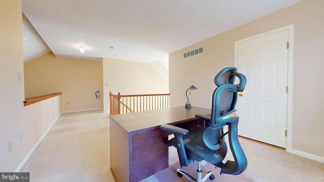 1033 GLEN MANOR DR, Quakertown, PA 18951