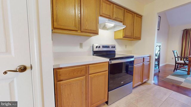 1033 GLEN MANOR DR, Quakertown, PA 18951