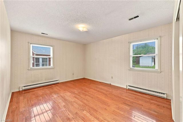 201 Rolling Road, Burlington, NC 27217