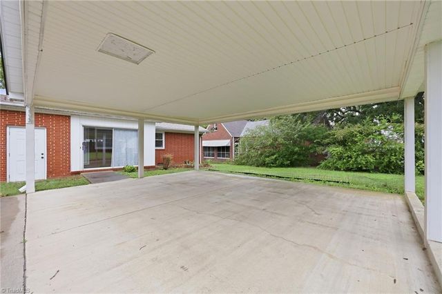 201 Rolling Road, Burlington, NC 27217