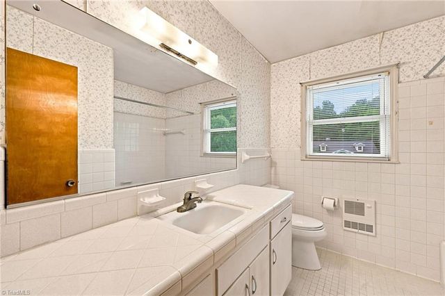 201 Rolling Road, Burlington, NC 27217