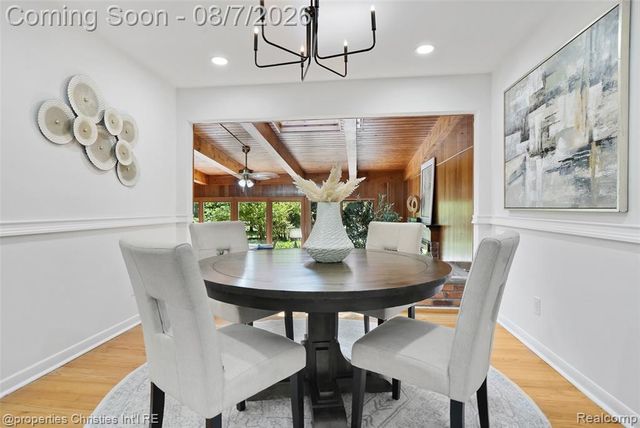 24711 Tudor Lane, Franklin, MI 48025