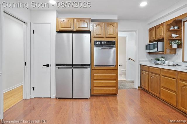 24711 Tudor Lane, Franklin, MI 48025