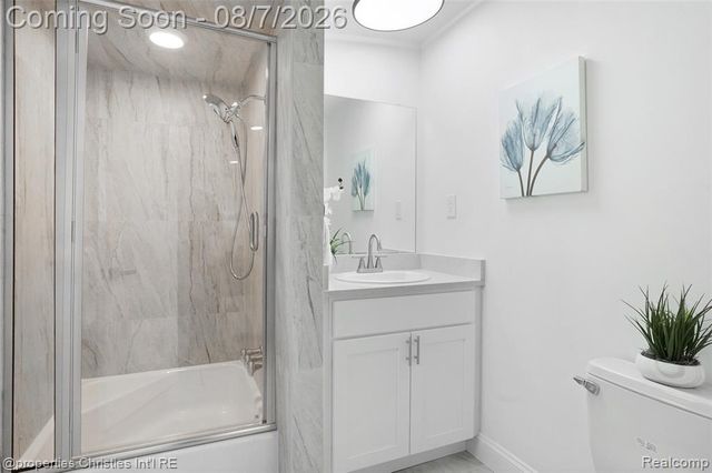 24711 Tudor Lane, Franklin, MI 48025