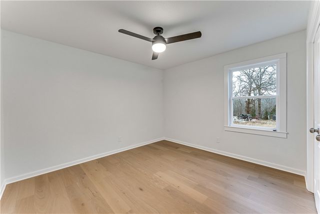 27 Cromer Drive, Bella Vista, AR 72715