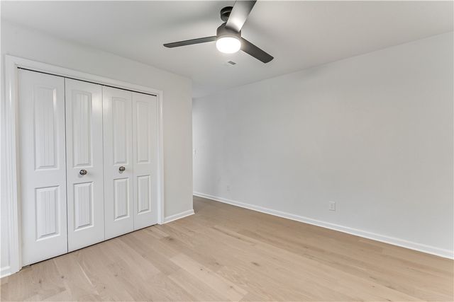 27 Cromer Drive, Bella Vista, AR 72715