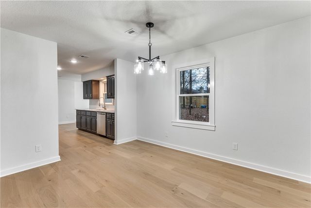 27 Cromer Drive, Bella Vista, AR 72715