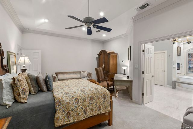 4 WATERFORD GLN, San Antonio, TX 78257