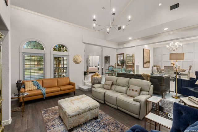 4 WATERFORD GLN, San Antonio, TX 78257