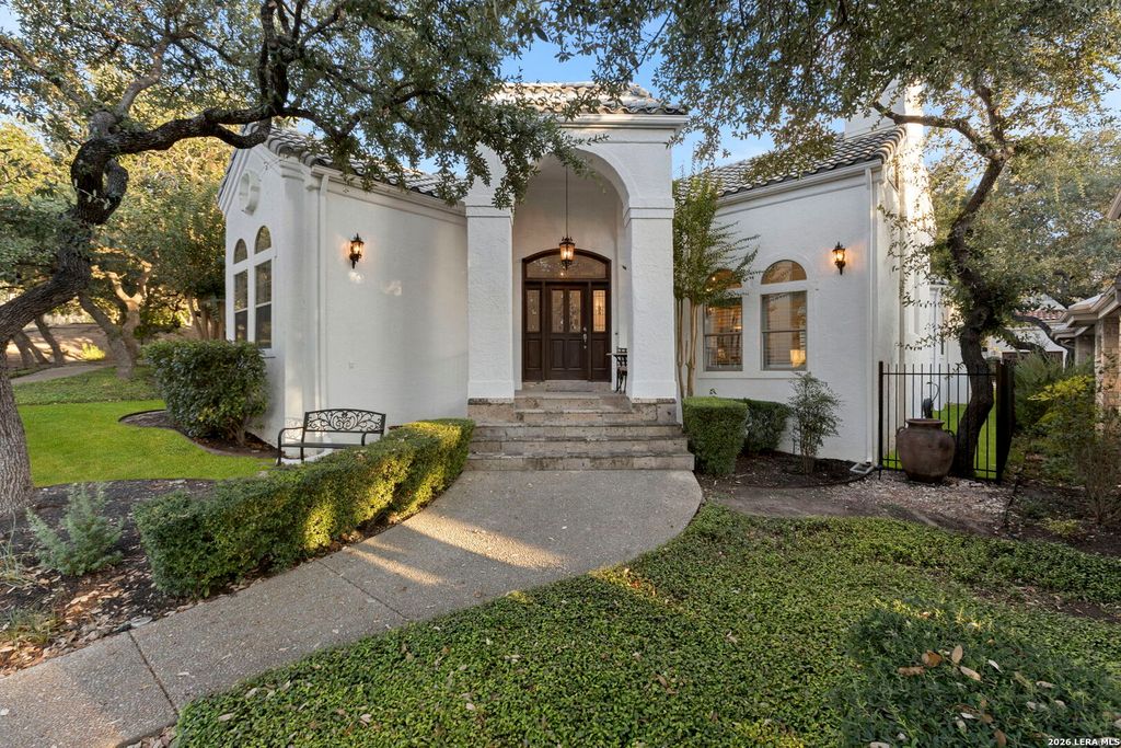 4 WATERFORD GLN, San Antonio, TX 78257