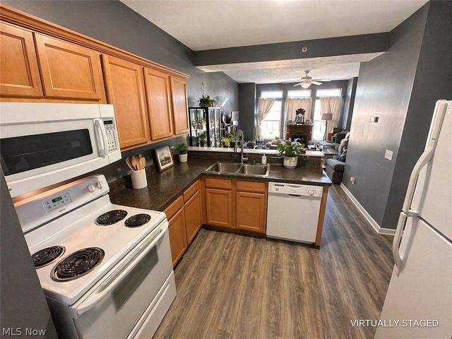 30056 Euclid Avenue 14, Wickliffe, OH 44092