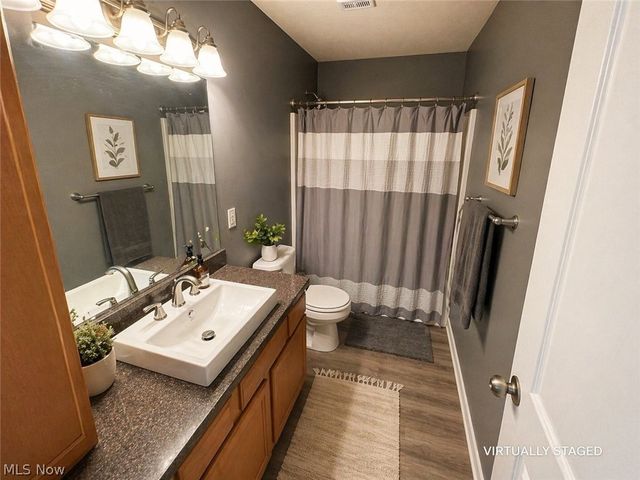 30056 Euclid Avenue 14, Wickliffe, OH 44092