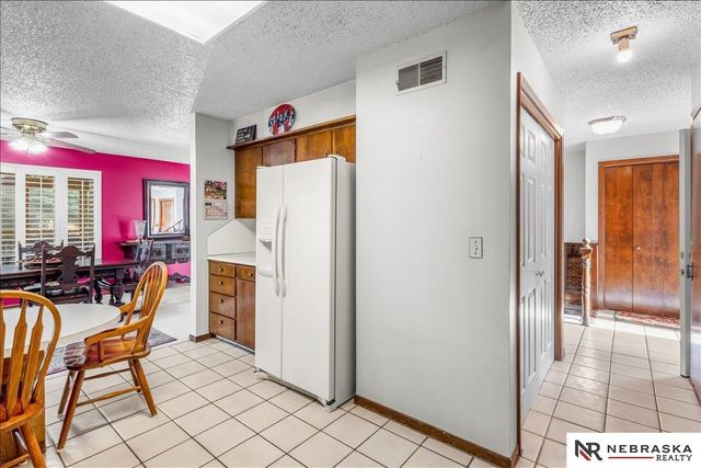 3809 N 206th Street, Omaha, NE 68022