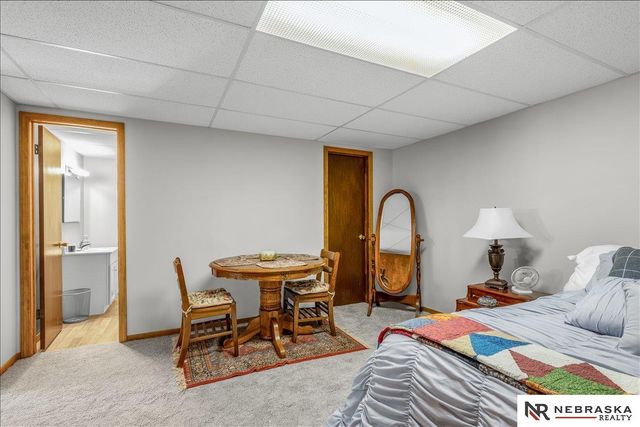 3809 N 206th Street, Omaha, NE 68022