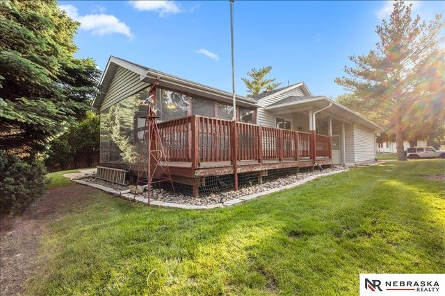3809 N 206th Street, Omaha, NE 68022