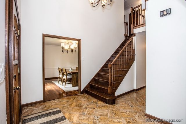304 Polo Lane, Oak Brook, IL 60523