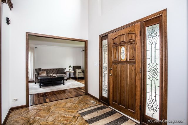 304 Polo Lane, Oak Brook, IL 60523