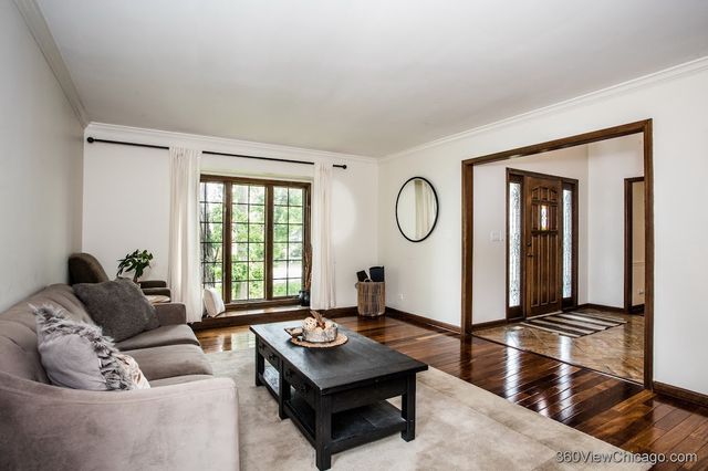304 Polo Lane, Oak Brook, IL 60523