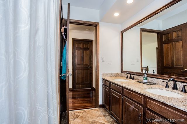304 Polo Lane, Oak Brook, IL 60523