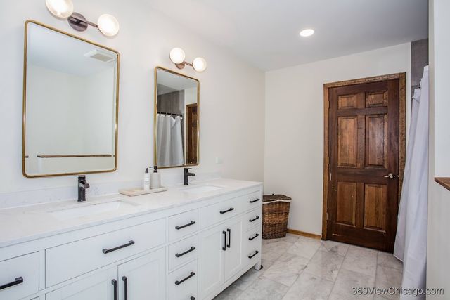 304 Polo Lane, Oak Brook, IL 60523