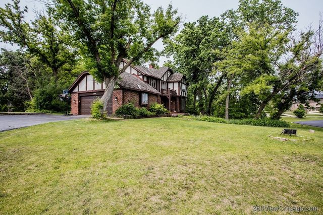 304 Polo Lane, Oak Brook, IL 60523